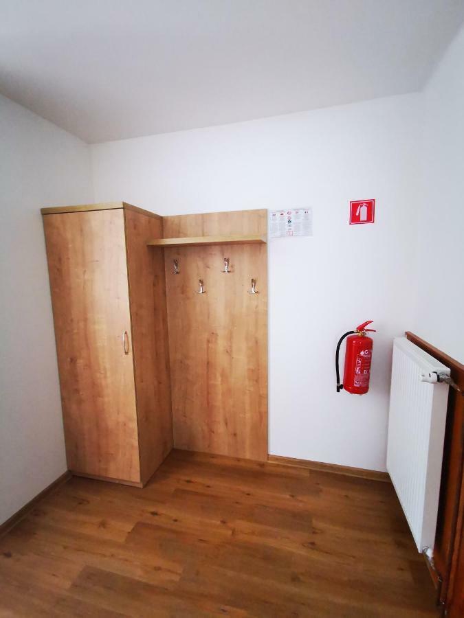 Apartmaji Tomsic 莫斯特拉纳 外观 照片