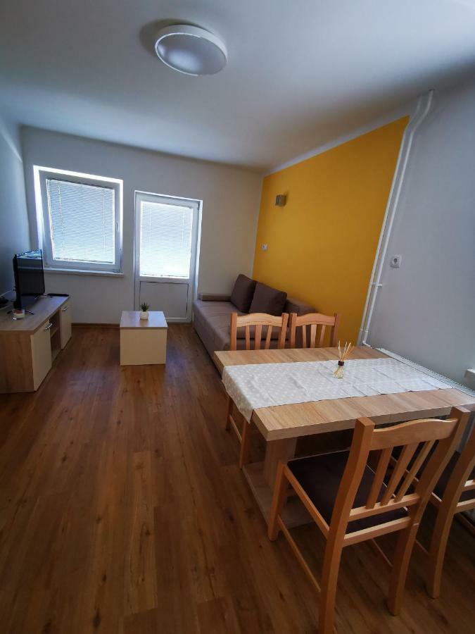 Apartmaji Tomsic 莫斯特拉纳 外观 照片